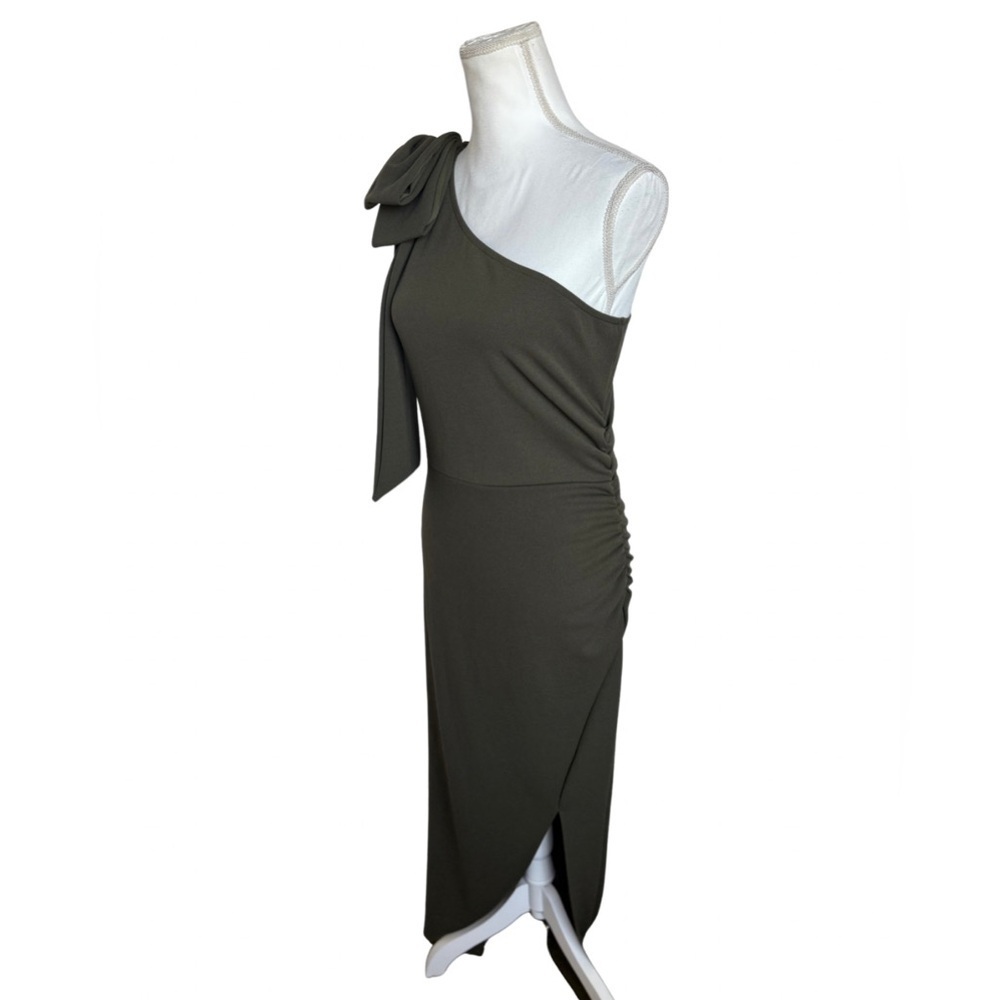 Pretty Garden Olive One-Shoulder Maxi Dress | Medium - Picture 3 of 9